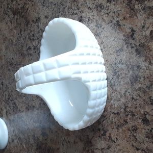SOLD!SOLD.Vintage Westmoreland milkglass square pattern white milkglass basket